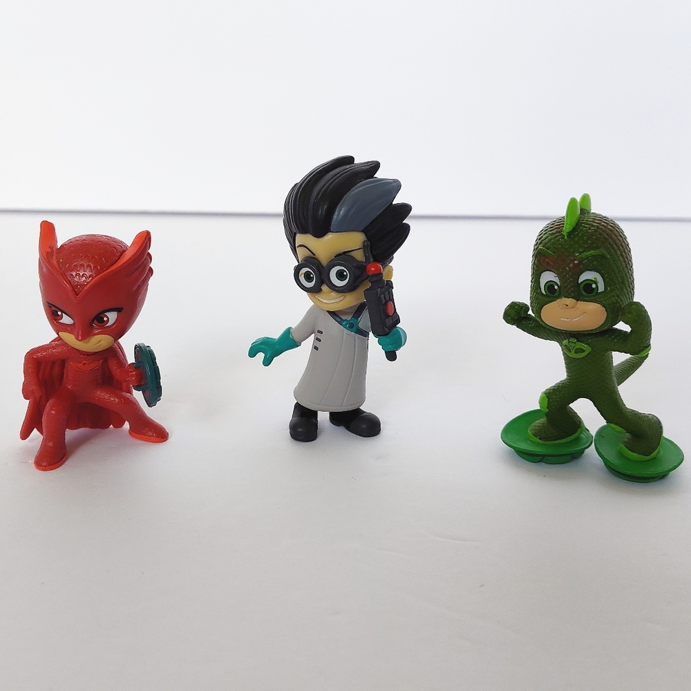 PJ Masks/Frogbox Collectible Vinyl Figurine Lot- Owlette, Romeo, Gekko